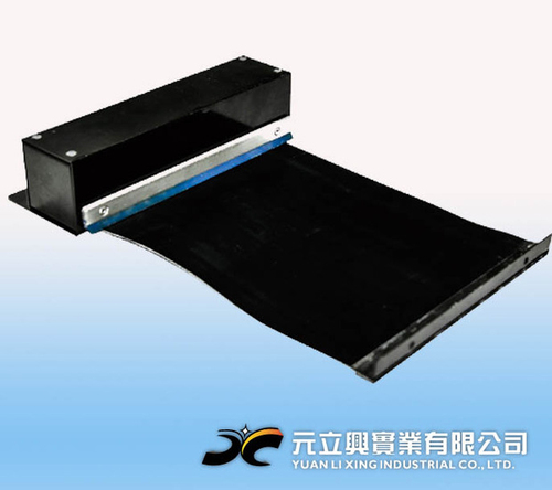 捲筒式伸縮護罩  |產品介紹|捲筒式/捲簾式伸縮護罩